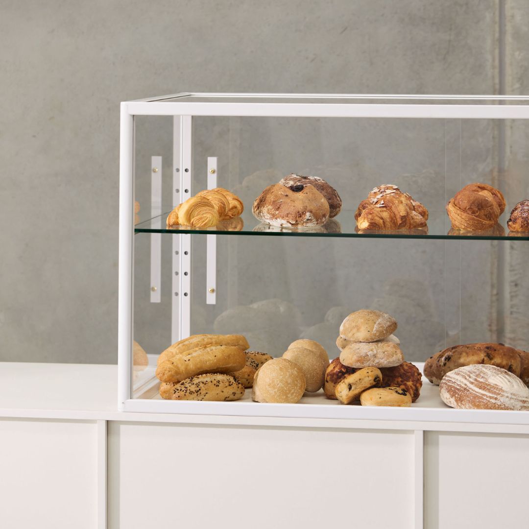Bakery Display Case Pro - George and Willy