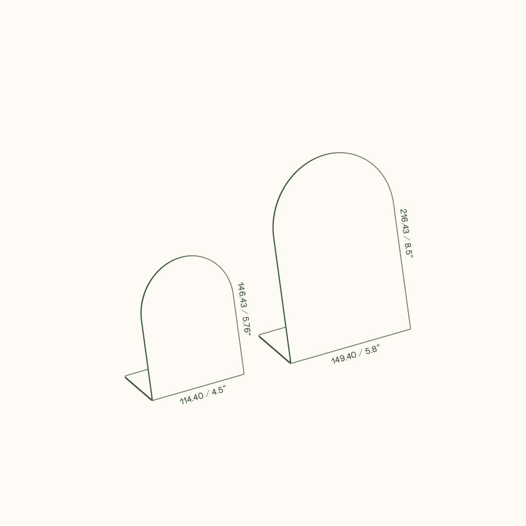 a drawing of two large round counter signs side by side to show the two sizes we offer