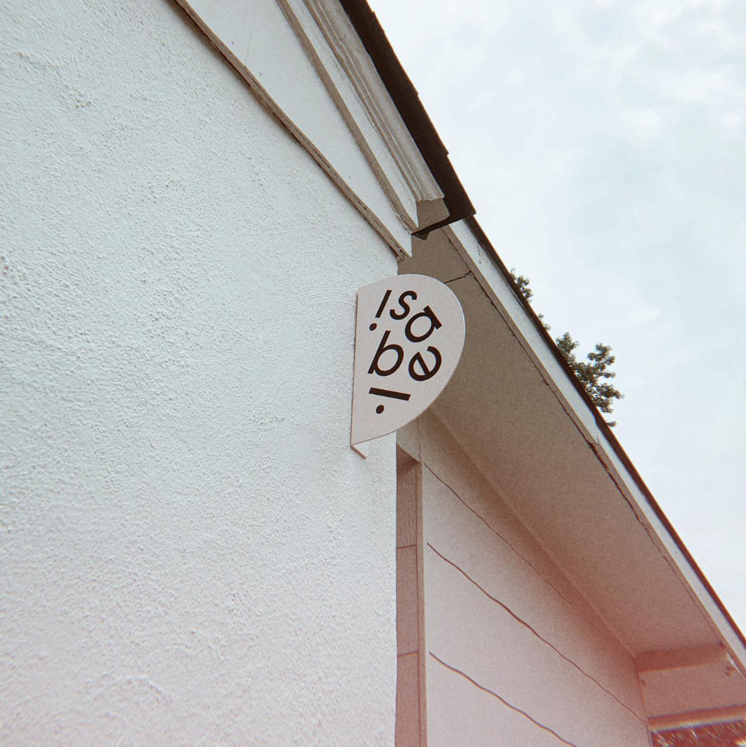 Blade Sign Guide (2025): Types, Permits & Examples - George and Willy