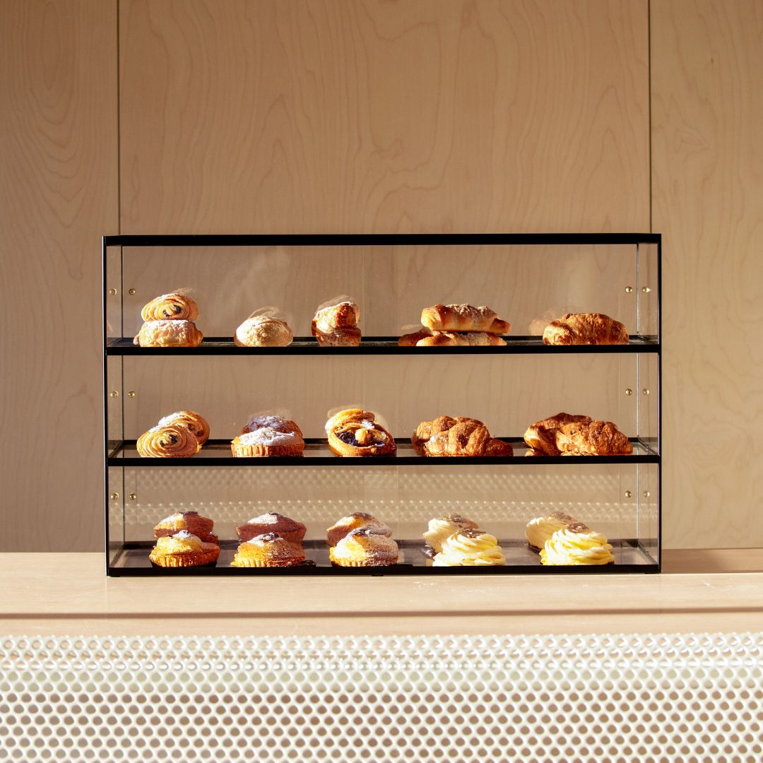 How to Assemble Your Bakery Display Case - George and Willy