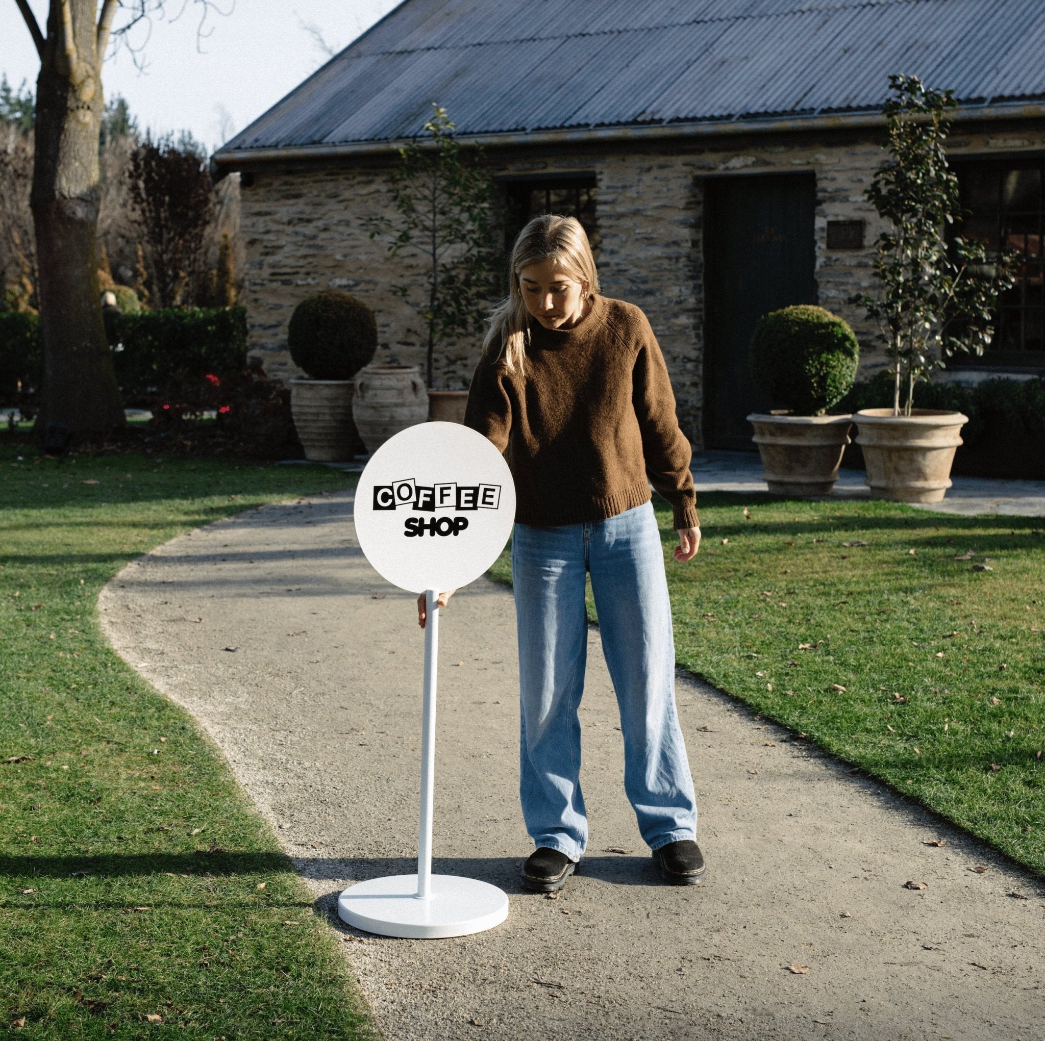 How to Start a Lawn Sign Business: 2026 Step-by-Step - George and Willy