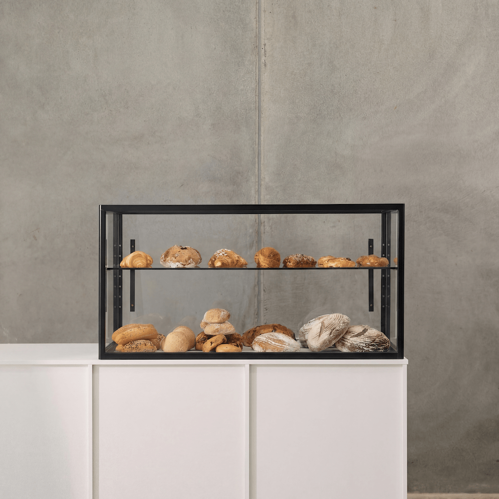 Bakery Display Case Pro - George and Willy