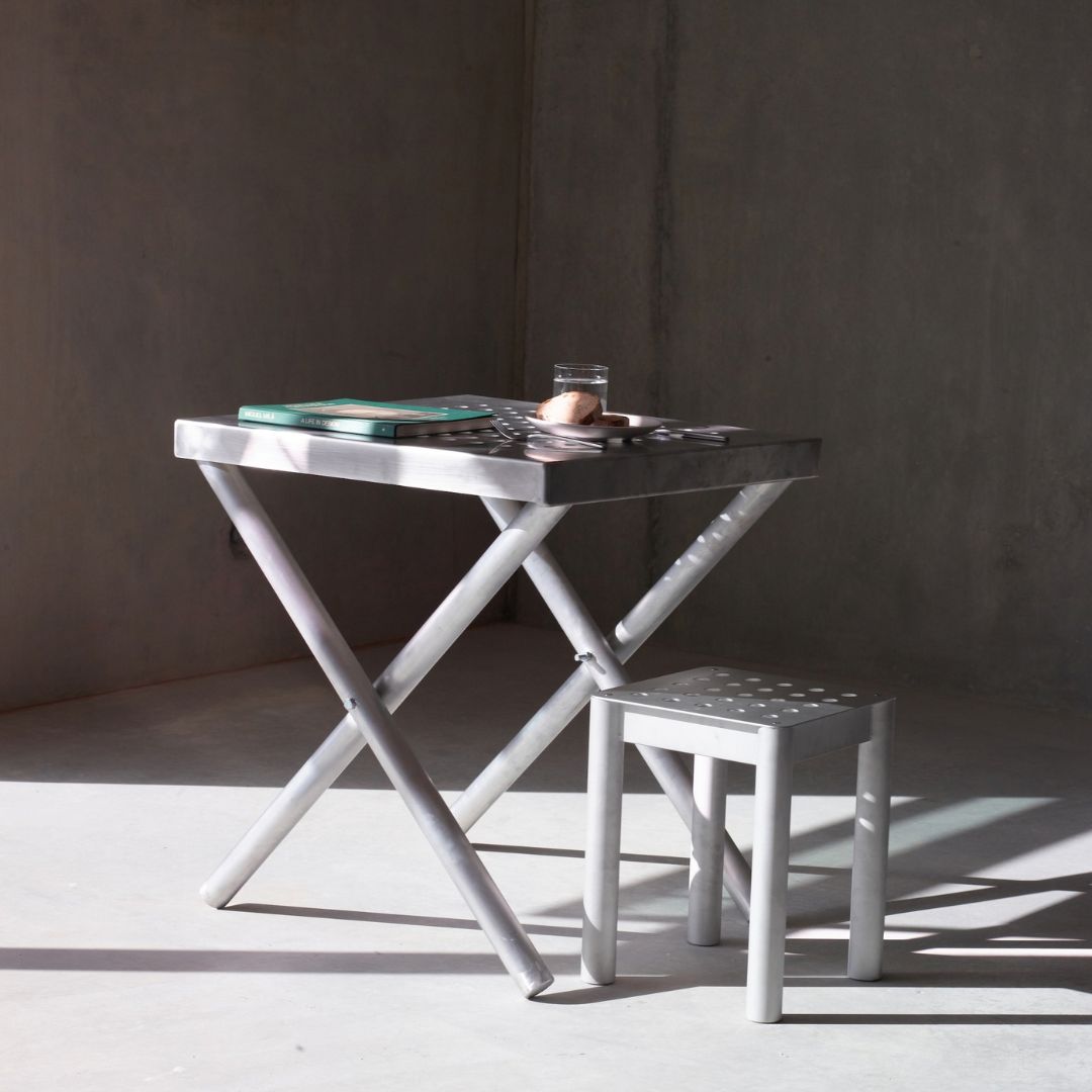 Folding Bistro Table - George and Willy