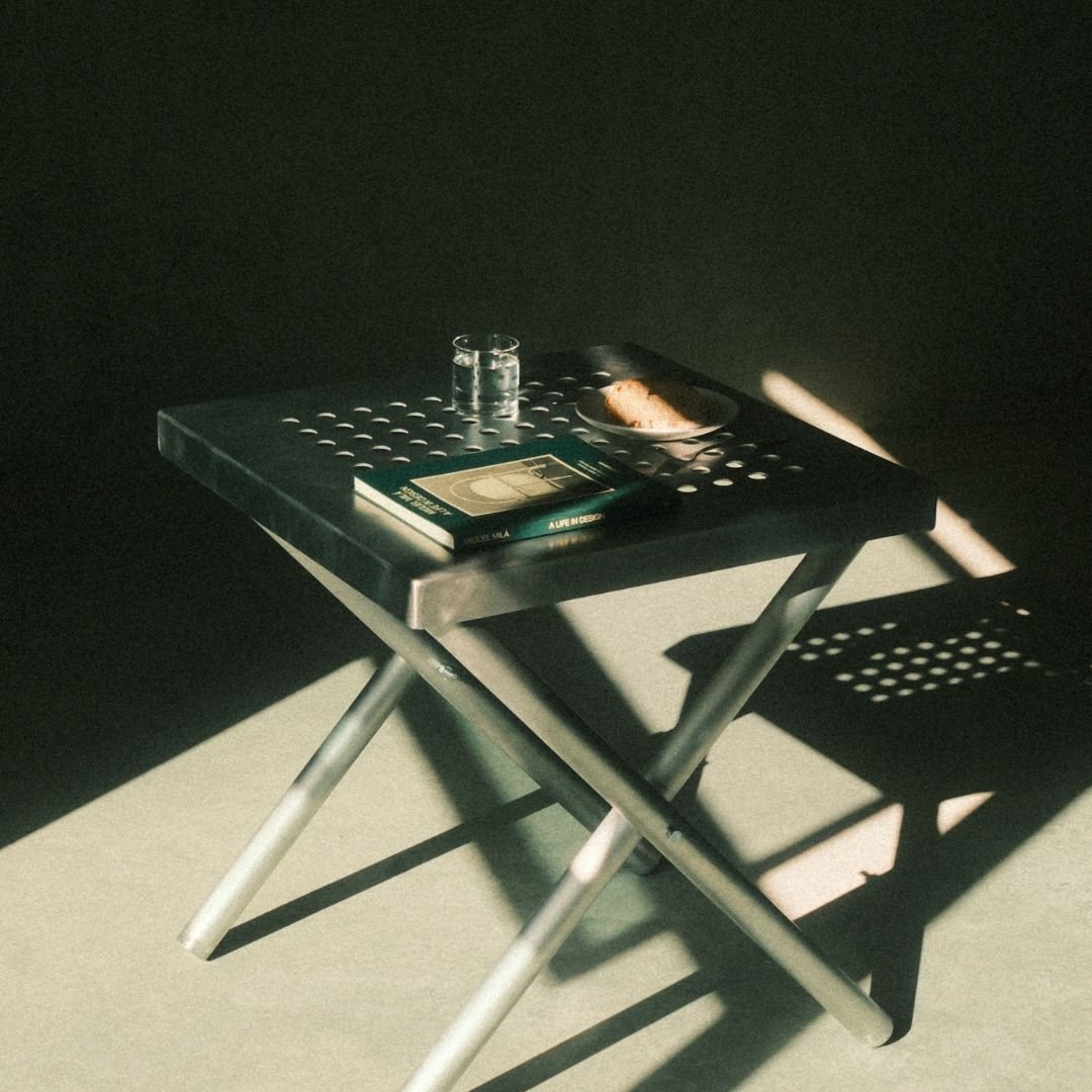 Folding Bistro Table - George and Willy