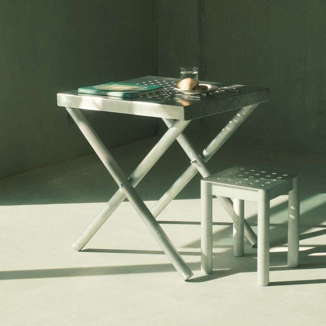 Folding Bistro Table - George and Willy