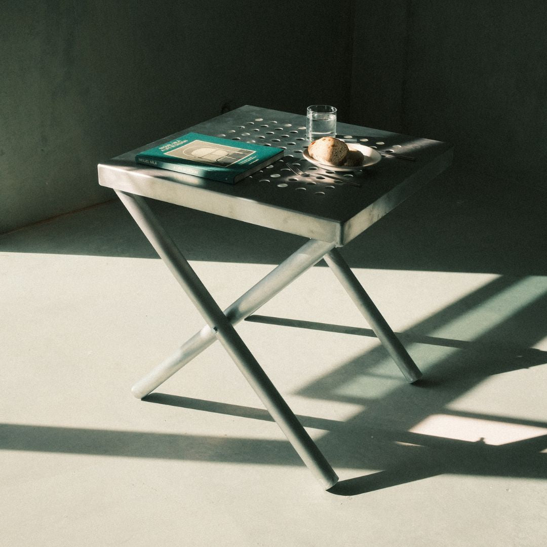 Folding Bistro Table - George and Willy
