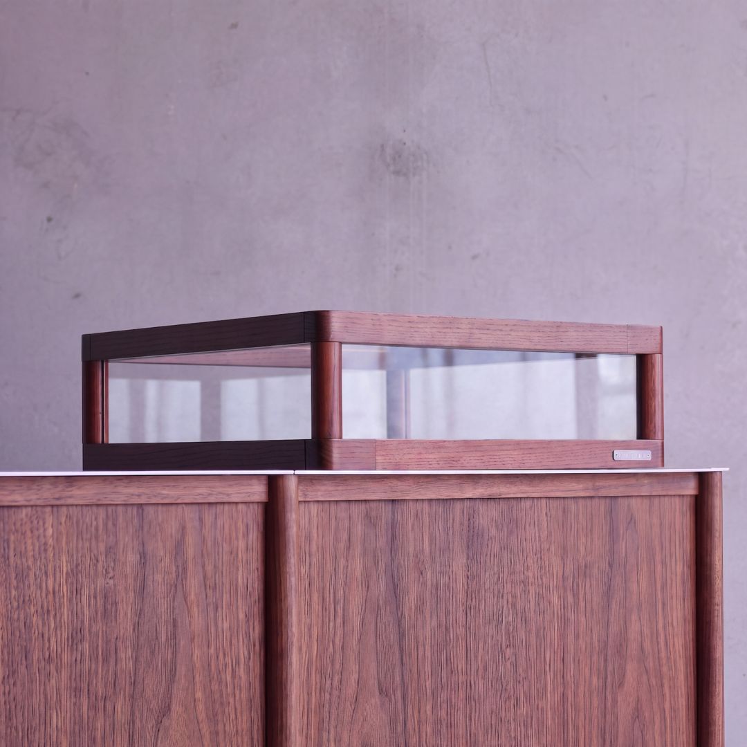 retail display cabinet for jewelry or sunglasses